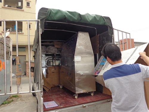 正航紫外線殺菌設(shè)備出貨圖